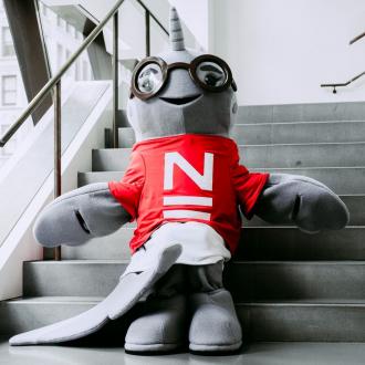 Photo of Gnarls, The New School's mascot